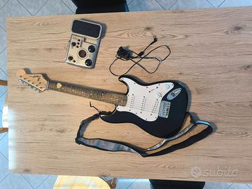 Chitarra Squire MINI by FENDER e pedaliera multief