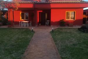 Casa rossa in maremma