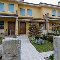 Rif.Rif. 22| villa a schiera agna