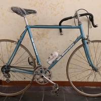 Bicicletta Bianchi da corsa d'epoca