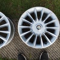 Numero quattro cerchi i  lega alfa mito