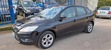 Ford Focus 1.6 (115CV) 5p. Bz.- GPL Titanium