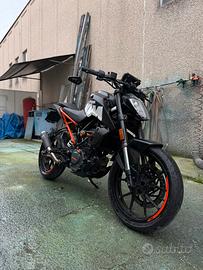 KTM 125