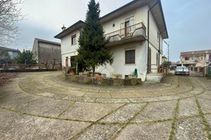 BIFAMILIARE A LONIGO