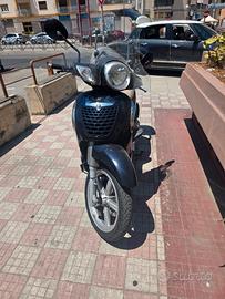 Aprilia Scarabeo 200