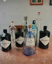 Lampade artigianali con bottiglie di liquore 