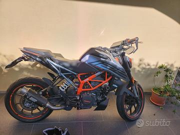 KTM 125 Duke - 2022