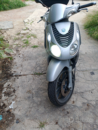 Piaggio Carnaby 200 cc