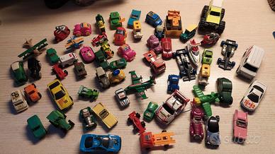 Collezione mini giochi macchine e aeroplani.