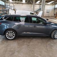 renault megane SW 4 serie  autocarro N1