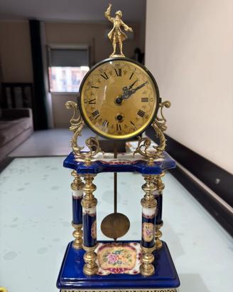 Orologio da tavolo da riparare piolino della ricar