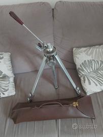 Treppiede Linhof vintage con custodia Homa