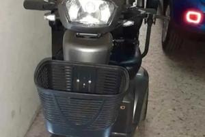 Scooter Elettrico 