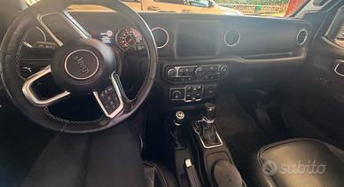 Jeep Gladiator Gladiator 3.0 V6 Overland 4wd auto