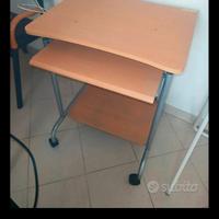 mobile computer desk scrivania