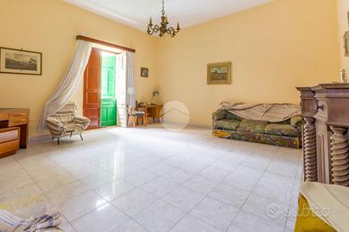 4 LOCALI A VILLABATE