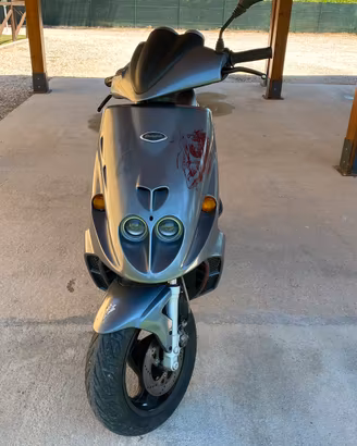 Malaguti F12 50 Phantom