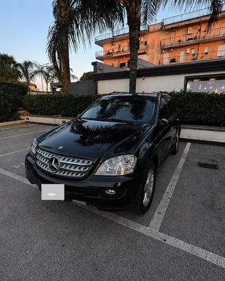 Mercedes ML 420 V8 diesel 306cv