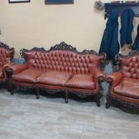 divano e poltrone stile barocco