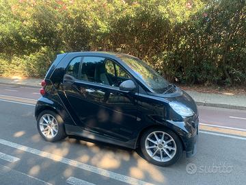 SMART FORTWO COUPE MHD con PORTA BICI OMOLOGATO