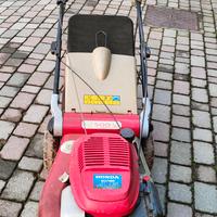 taglia erba a trazione