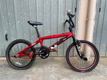 BMX bicicletta mbm hip hop