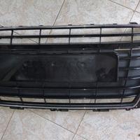 GRIGLIA ANTERIORE AUDI TT MK3 2016 + SPOILER