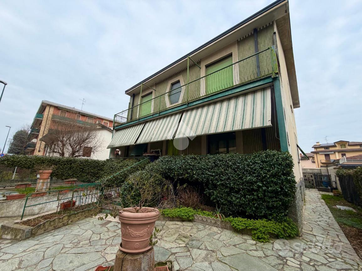 House in Pessano con Bornago, Pessano - Altro