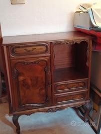 Mobile ingresso in legno