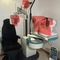 Poltrona usata per ottica riunito oftalmico