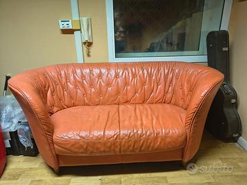 Divano Vintage in Pelle Terracotta / Arancione