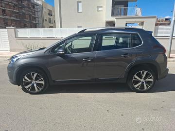 Peugeot 2008 BlueHDi 100 S&S Allure