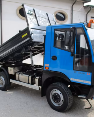 Bucher BU 200 BSI 75 Ql ribaltabile 4x4 PATENTE B
