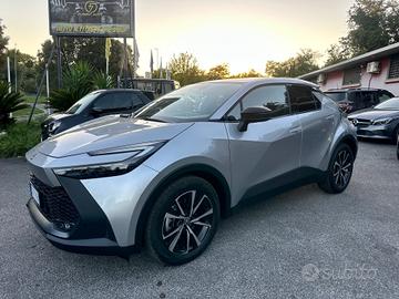Toyota C-HR 2.0 PHEV Trend unipro 3600 km ! no obb