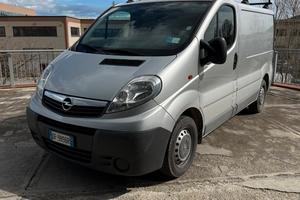 Opel Vivaro 27 2.0 CDTI PC-TN Furgone Vetrato
