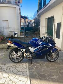 VFR 800 Vtec da vetrina  come  nuova