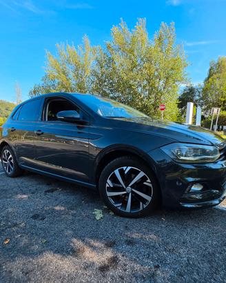 Polo 1600