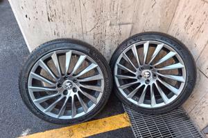 2 Cerchi Alfa Romeo Originali 18"
