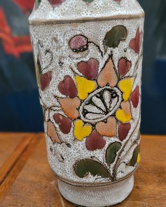 vecchio vaso in terra cotta smaltato 