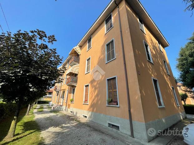 3 LOCALI A VILLA CORTESE