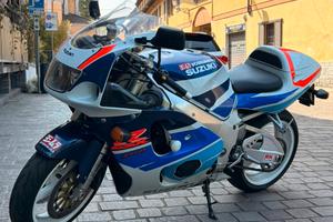 Suzuki gsx-r 750