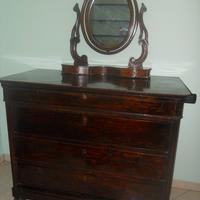 Como' antico con specchio