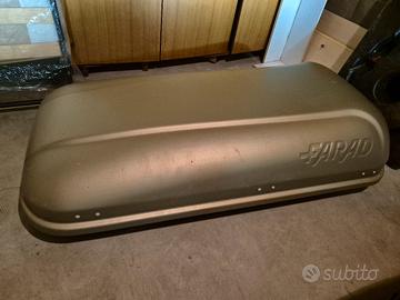 Box portapacchi per auto