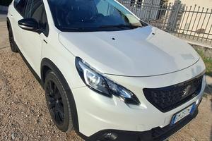 Peugeot 2008 Gt Line 1.6 diesel 120cv bianco perla