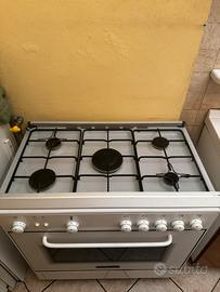 Cucina la Germania 5 fuochi con forno