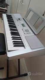 Tastiera Yamaha YPT 370