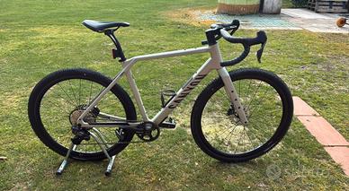 Bici Gravel Canion Grizl cf8 Di2