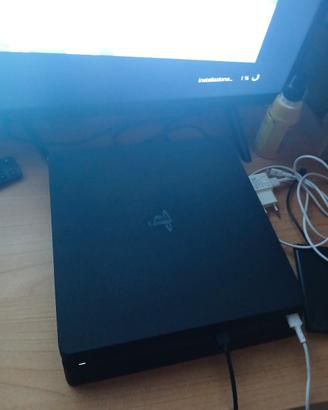  ps4 + 2 pad + giochi