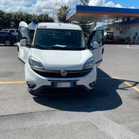 Fiat Doblò disabili ribassato pedana manuale 
