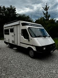 MOBILVETTA YACHT 60 del 1988